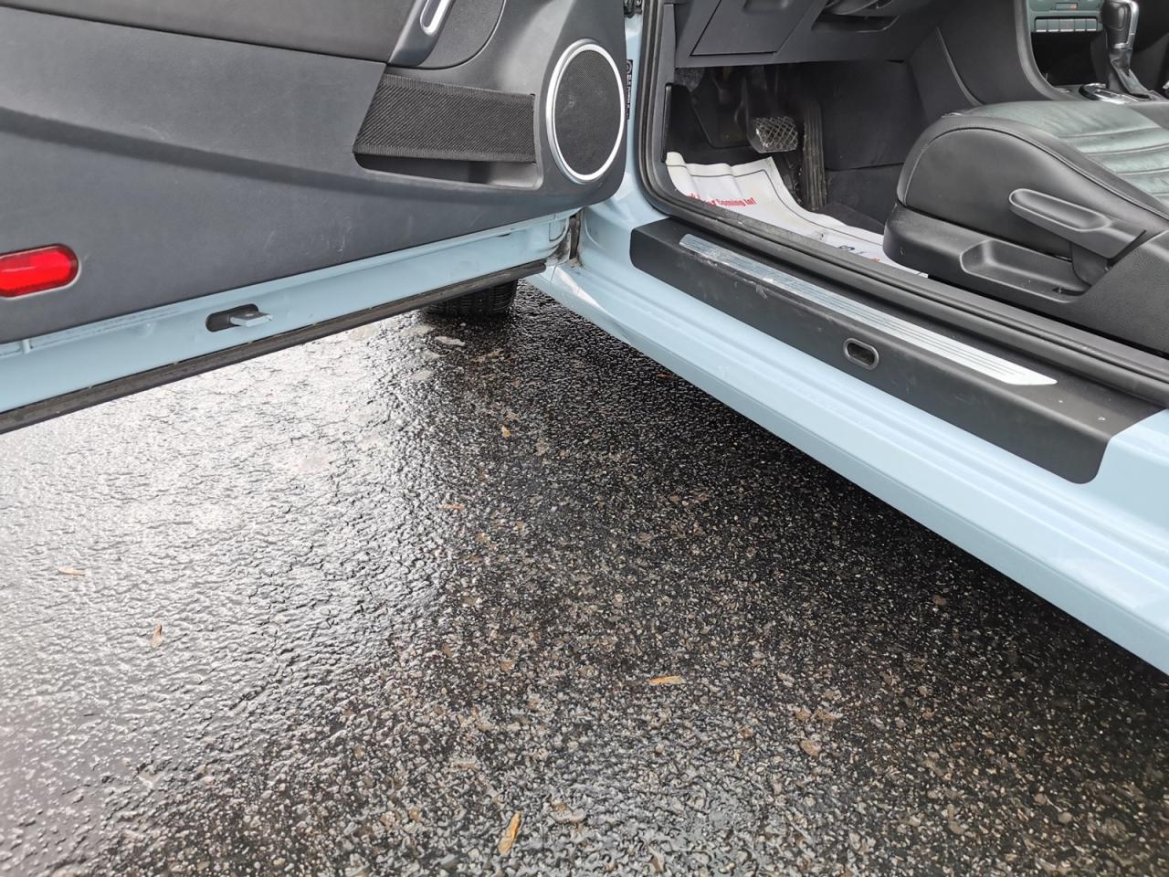 2013 Volkswagen Beetle 2.5L CONVERTIBLE - Photo #12