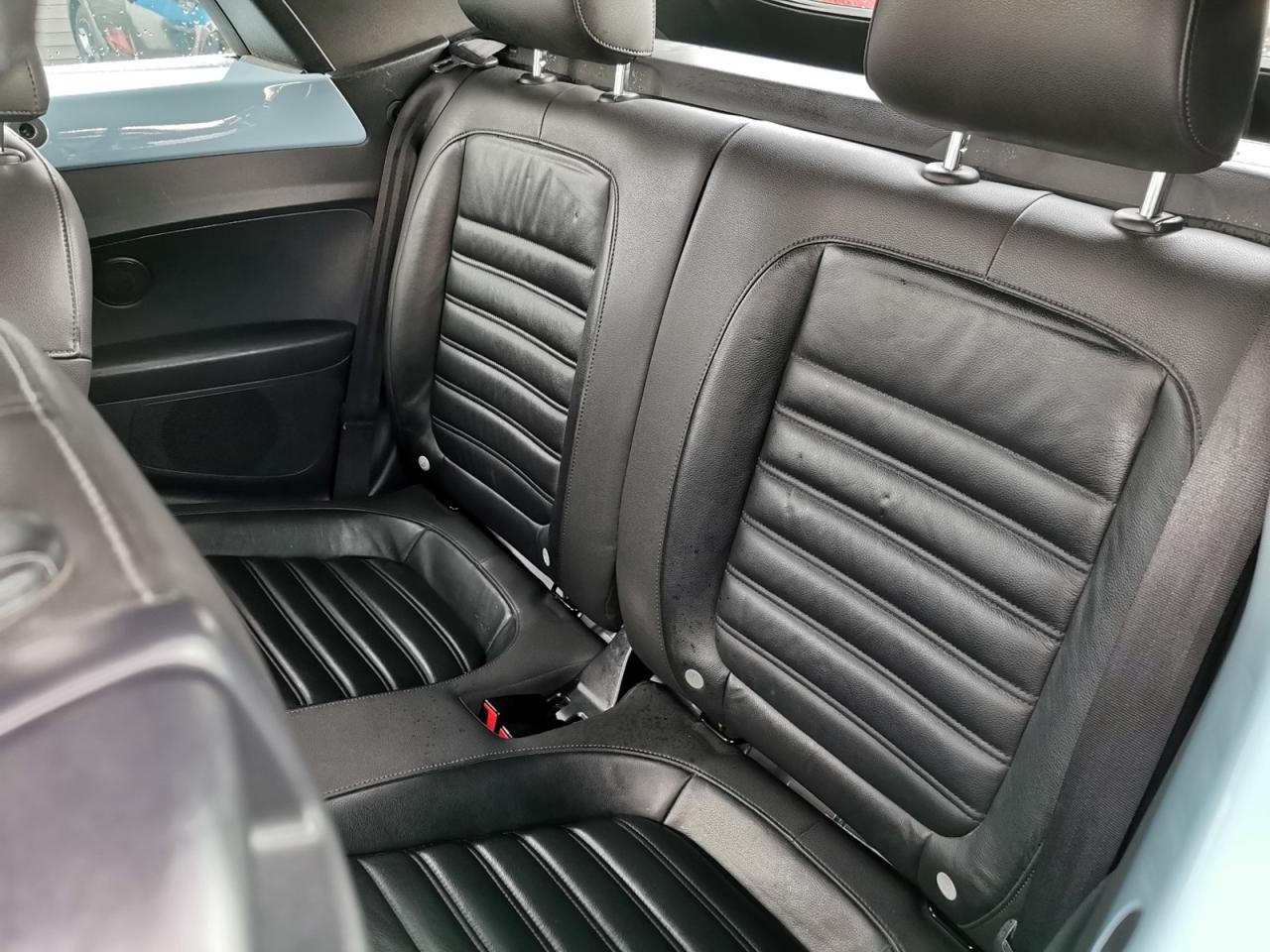 2013 Volkswagen Beetle 2.5L CONVERTIBLE - Photo #14