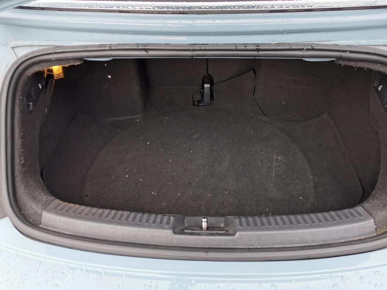 2013 Volkswagen Beetle 2.5L CONVERTIBLE - Photo #15