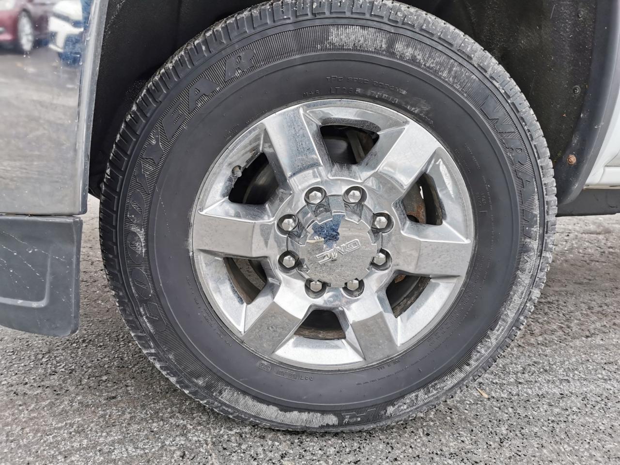 2019 GMC Sierra 3500 HD SLE Long Box - Photo #9