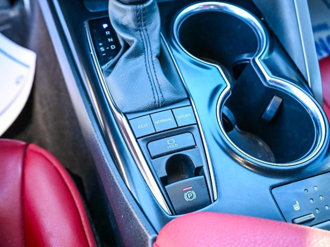 2020 Toyota Camry XSE Photo