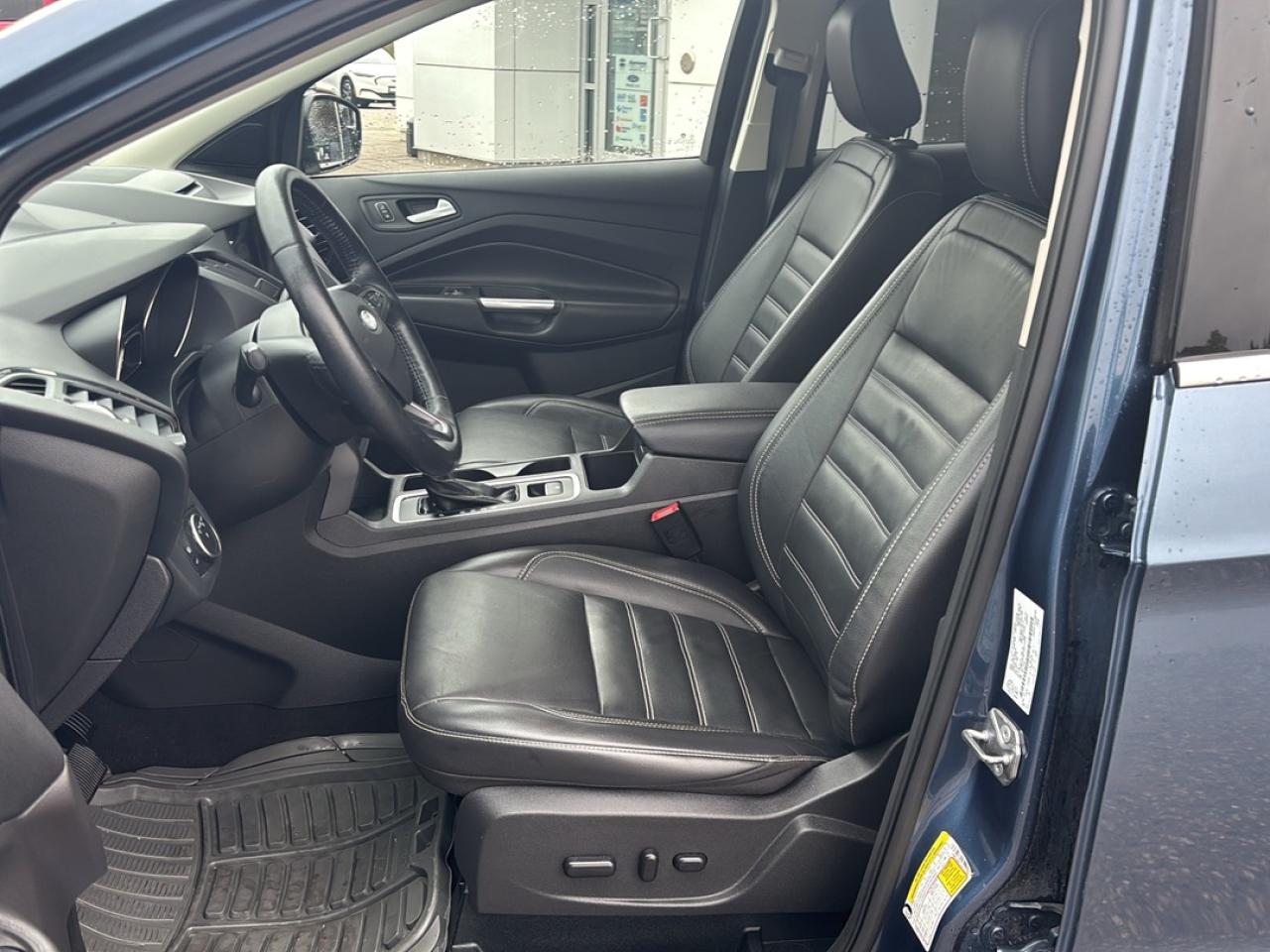 2018 Ford Escape SEL - FWD Photo5