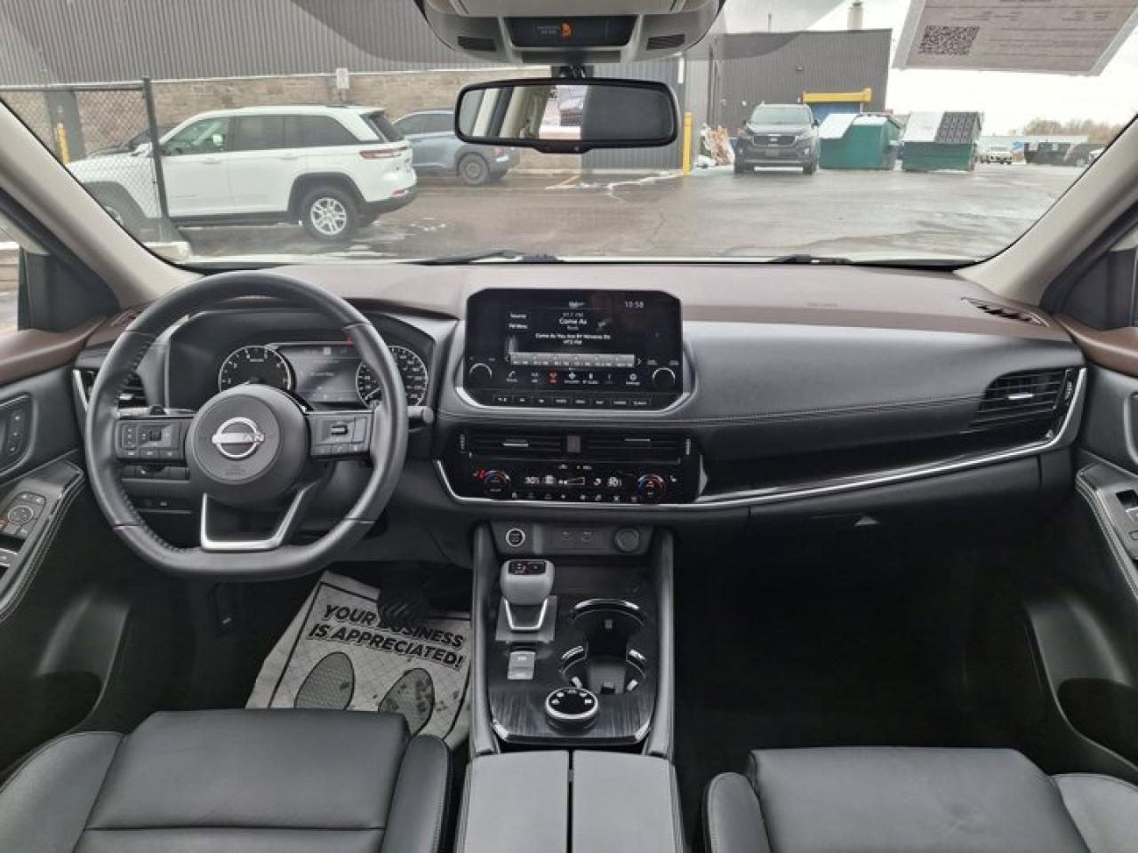 2023 Nissan Rogue SL AWD | Leather | Pano Roof | Nav | 360 Camera | Adaptive Cruise | Heated Wheel + Seats and More ! Photo