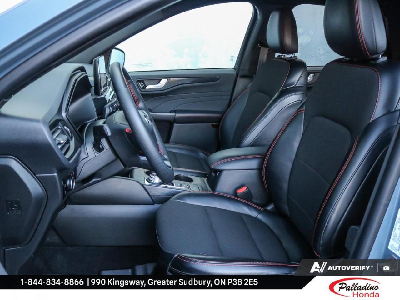 2024 Ford Escape Hybrid ST-LINE Photo