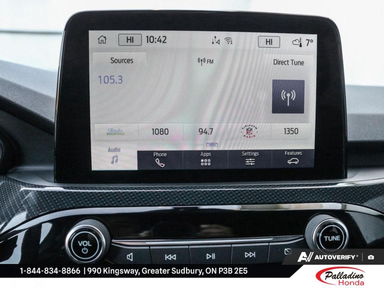 2024 Ford Escape Hybrid ST-LINE Photo