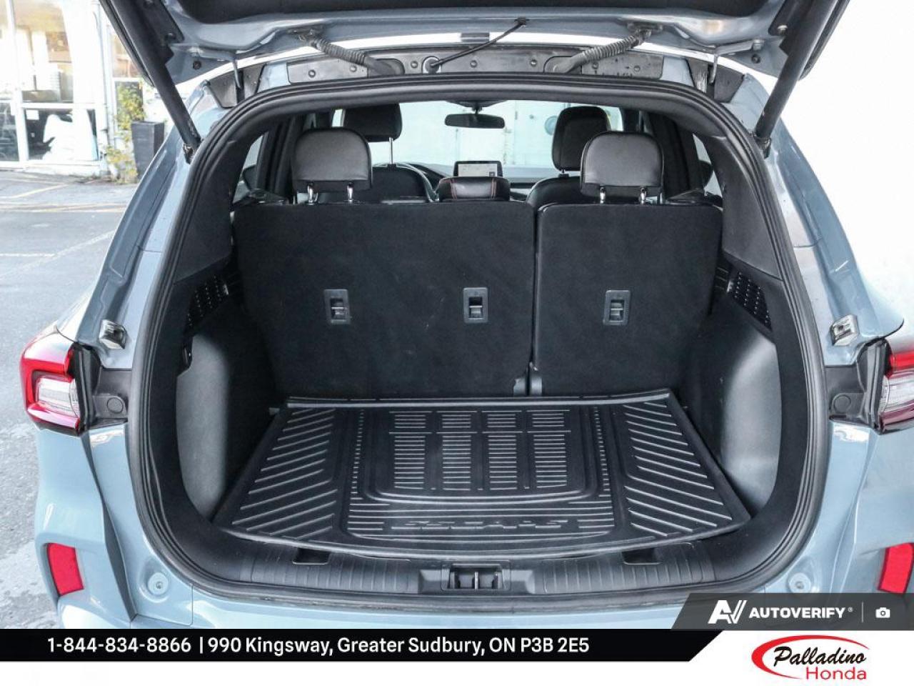 2024 Ford Escape Hybrid ST-LINE Photo