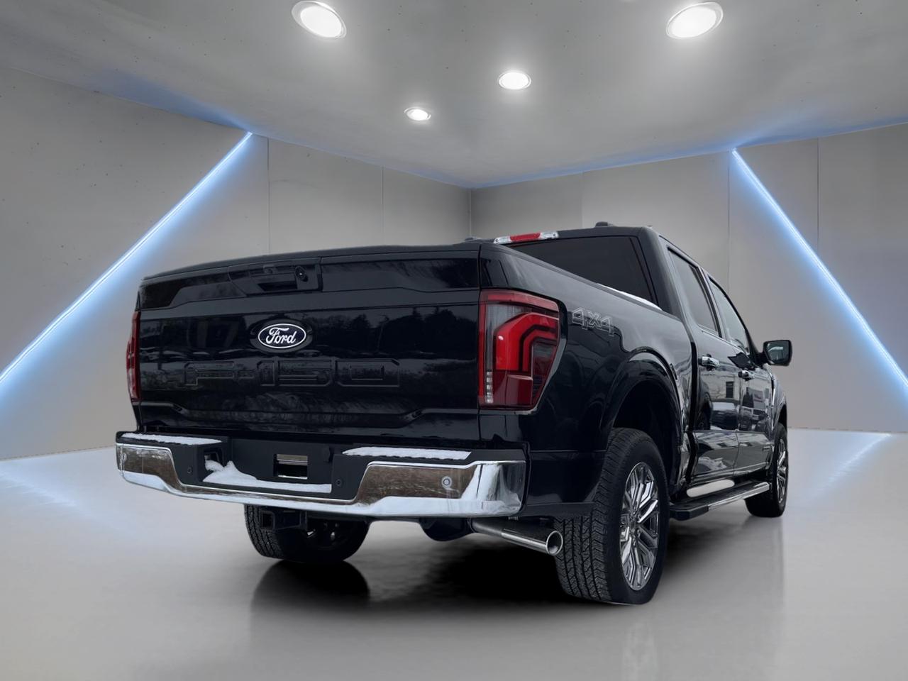 2025 Ford F-150 Hybrid LARIAT Photo