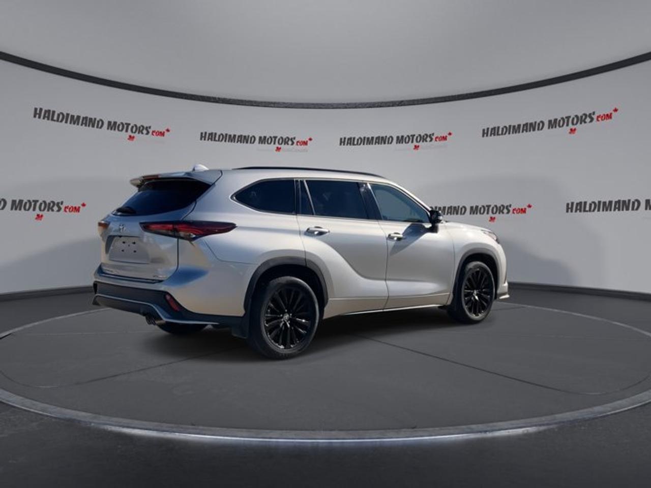 2024 Toyota Highlander XSE AWD | Leather Seats | Heated Seats Photo