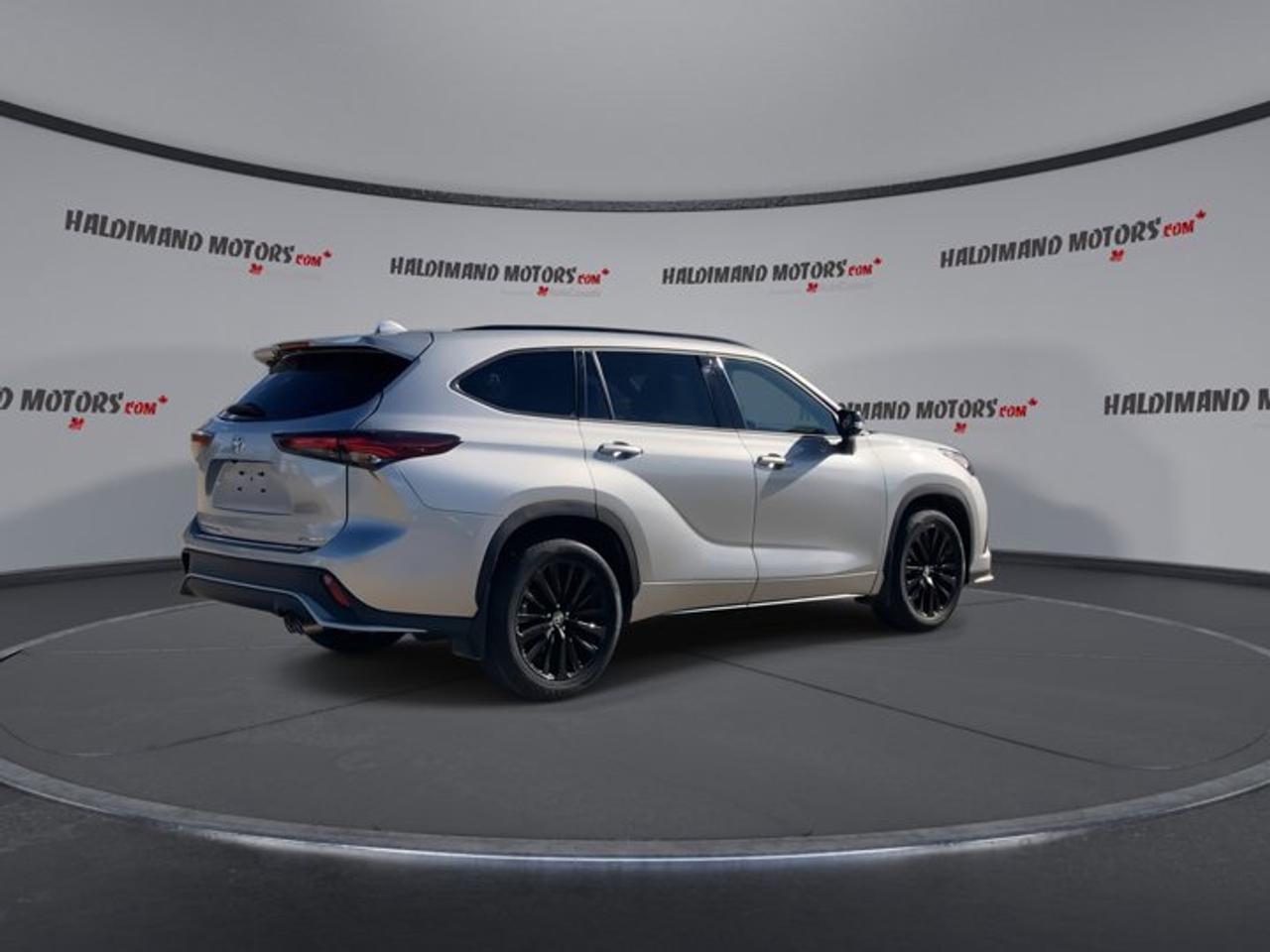 2024 Toyota Highlander XSE AWD | Leather Seats | Heated Seats Photo
