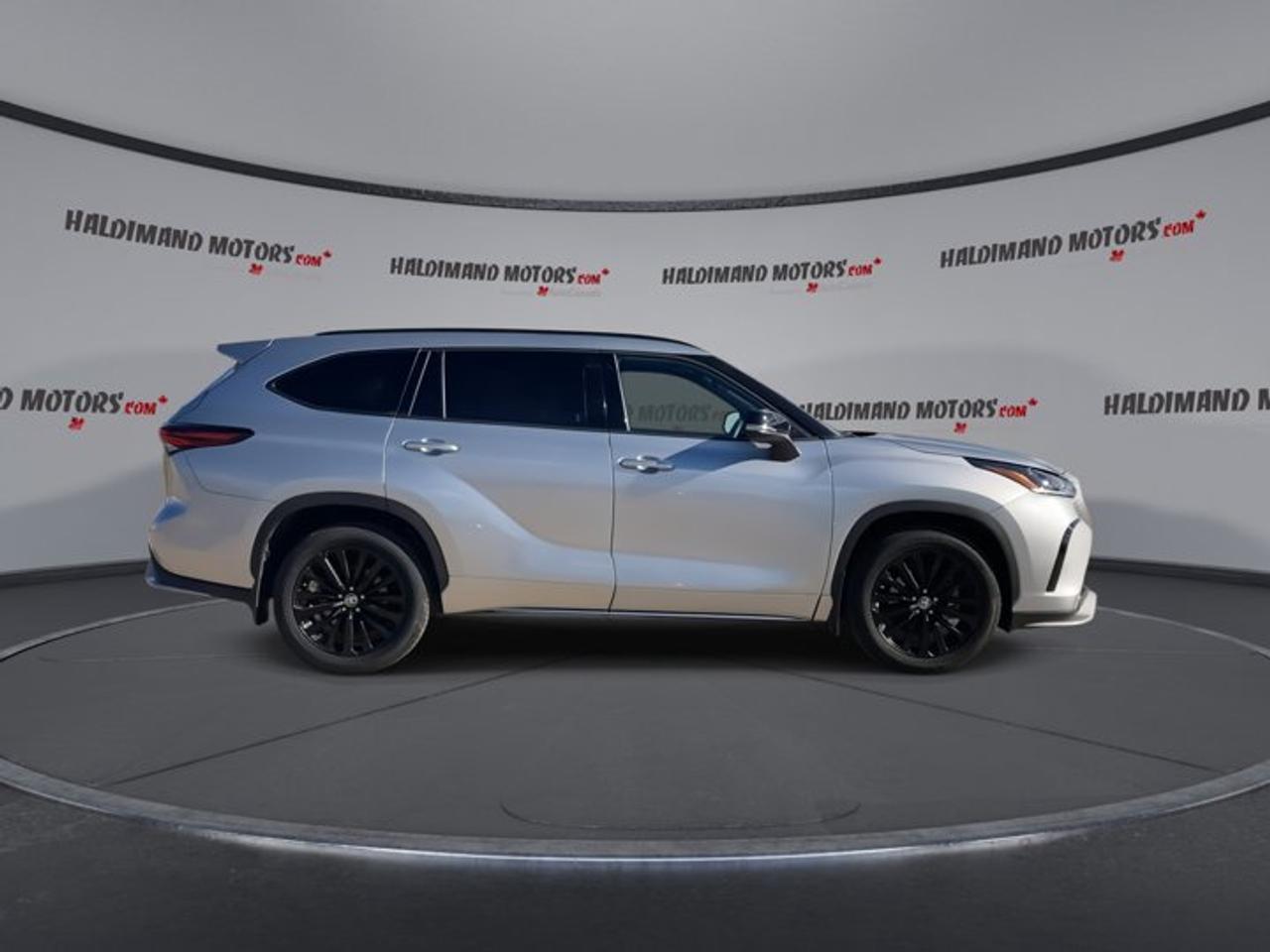 2024 Toyota Highlander XSE AWD | Leather Seats | Heated Seats Photo