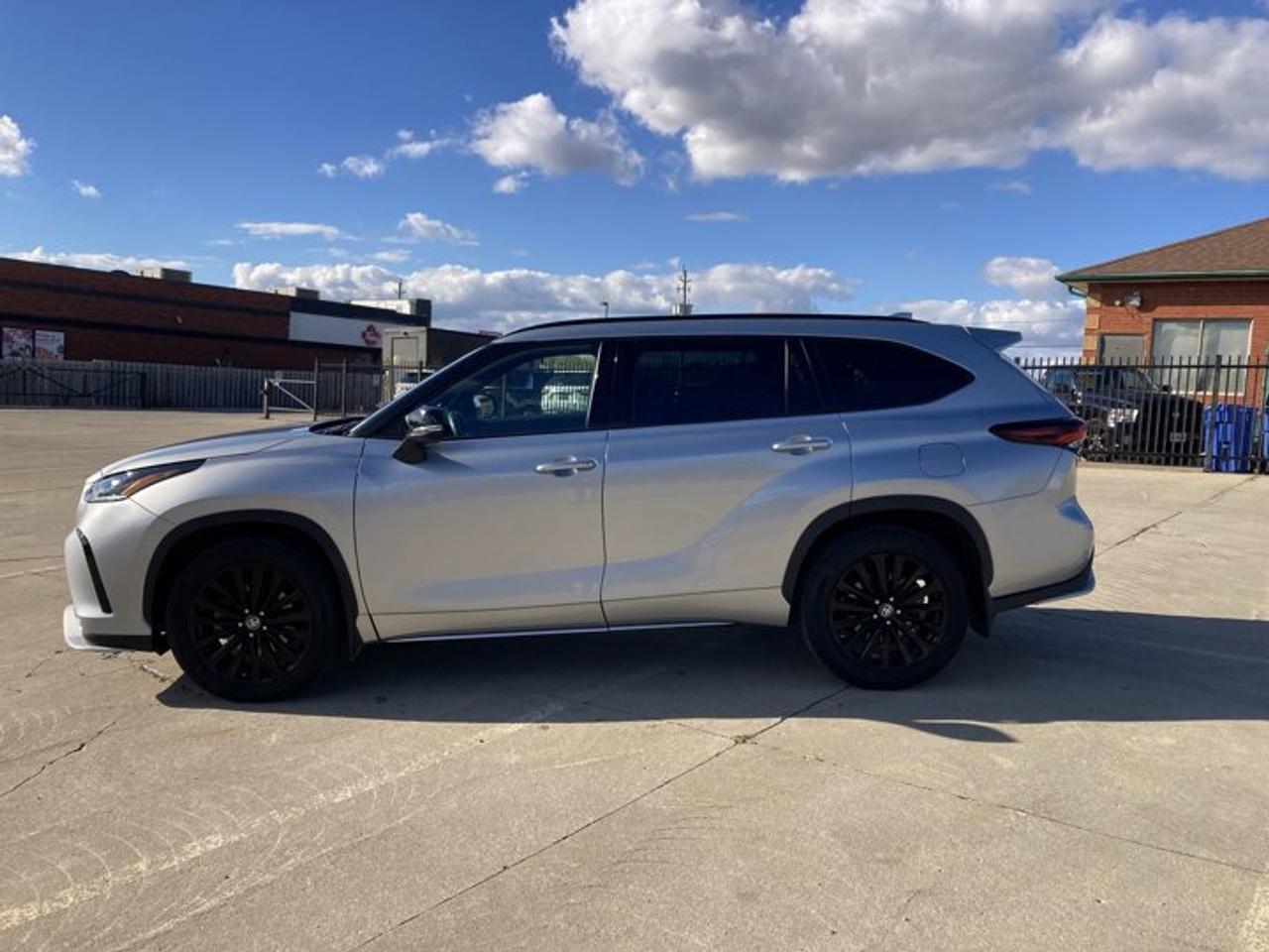 2024 Toyota Highlander XSE AWD | Leather Seats | Heated Seats Photo