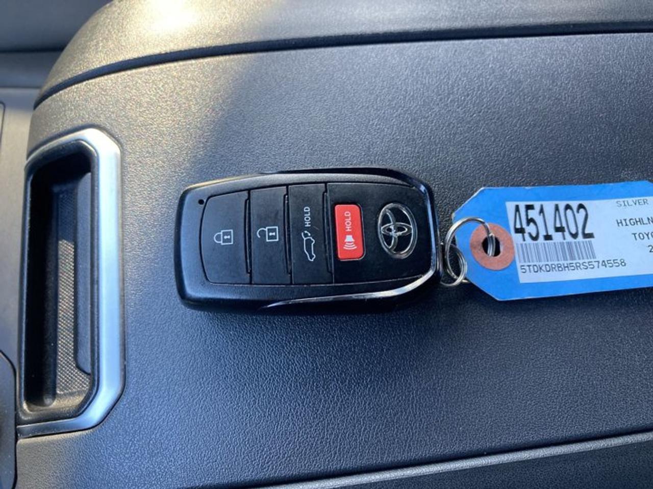 2024 Toyota Highlander XSE AWD | Leather Seats | Heated Seats Photo