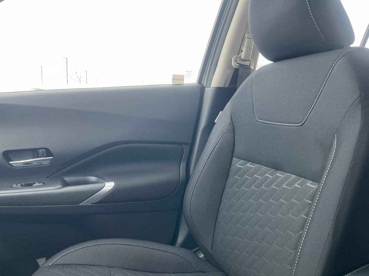 2025 Nissan Kicks Play SV FWD Photo