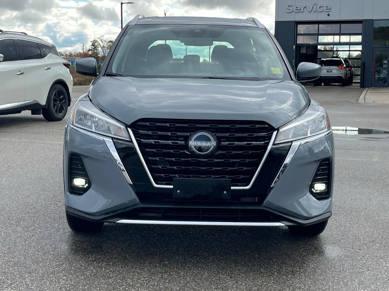 2025 Nissan Kicks Play SV FWD Photo