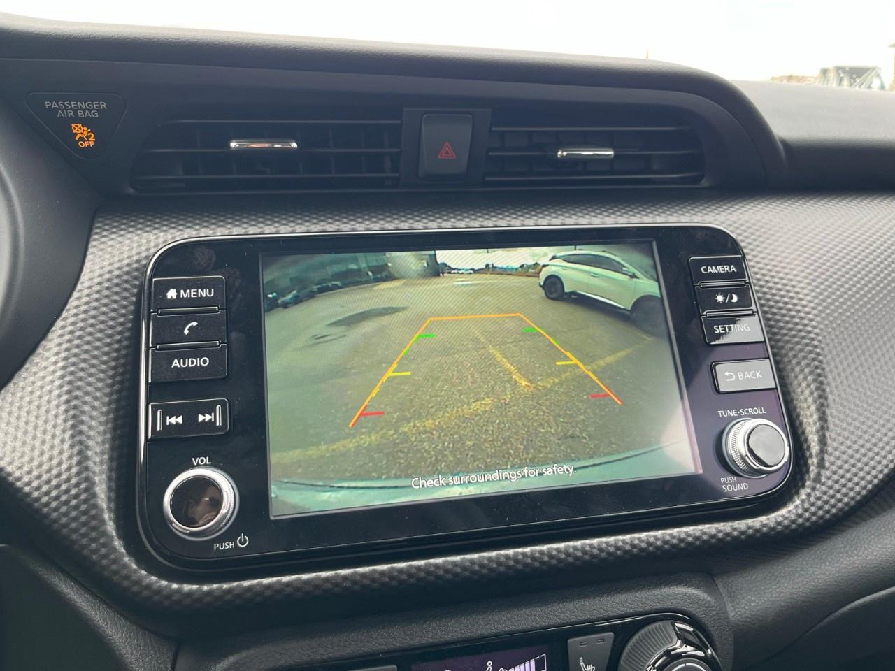 2025 Nissan Kicks Play SV FWD Photo