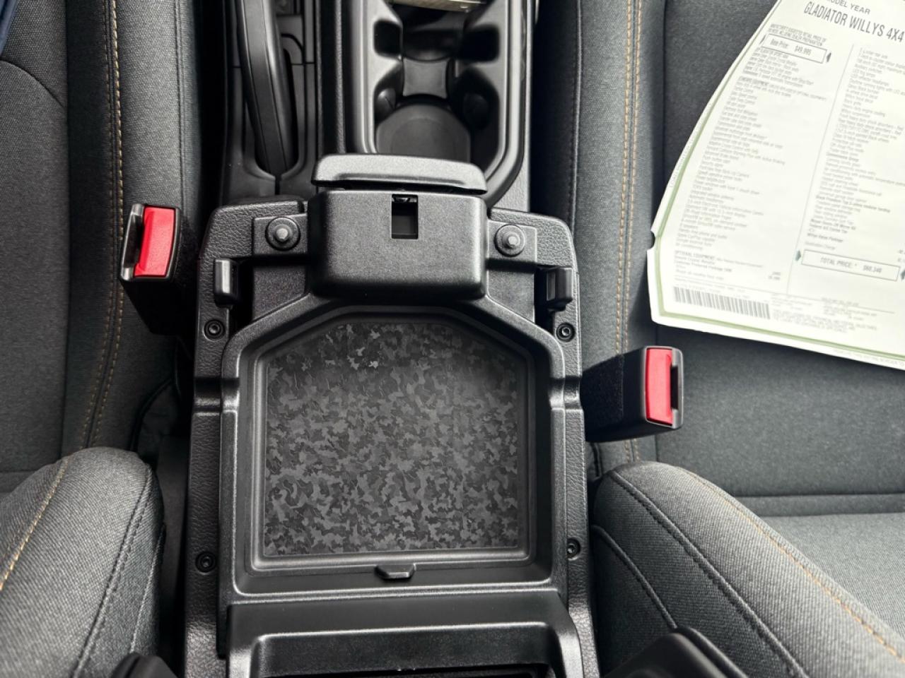 2026 Jeep Gladiator Willys  - Freedom Top - $172.04 /Wk Photo