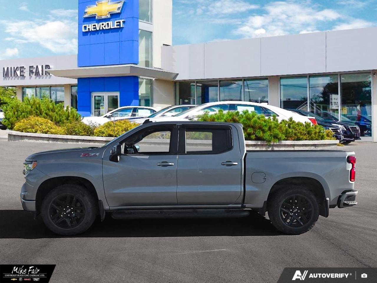 2024 Chevrolet Silverado 1500 RST Photo2