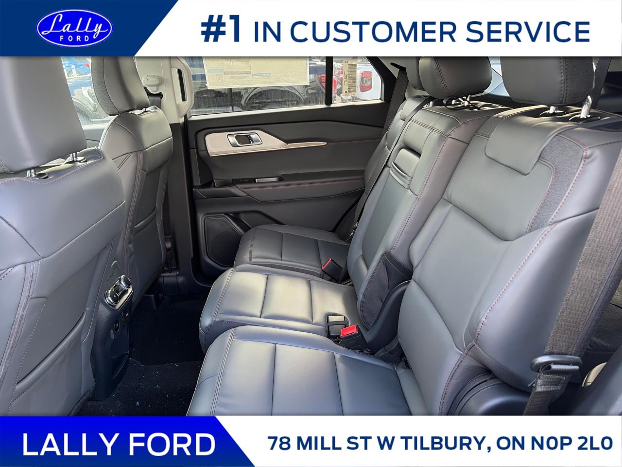 2026 Ford Explorer Active Photo