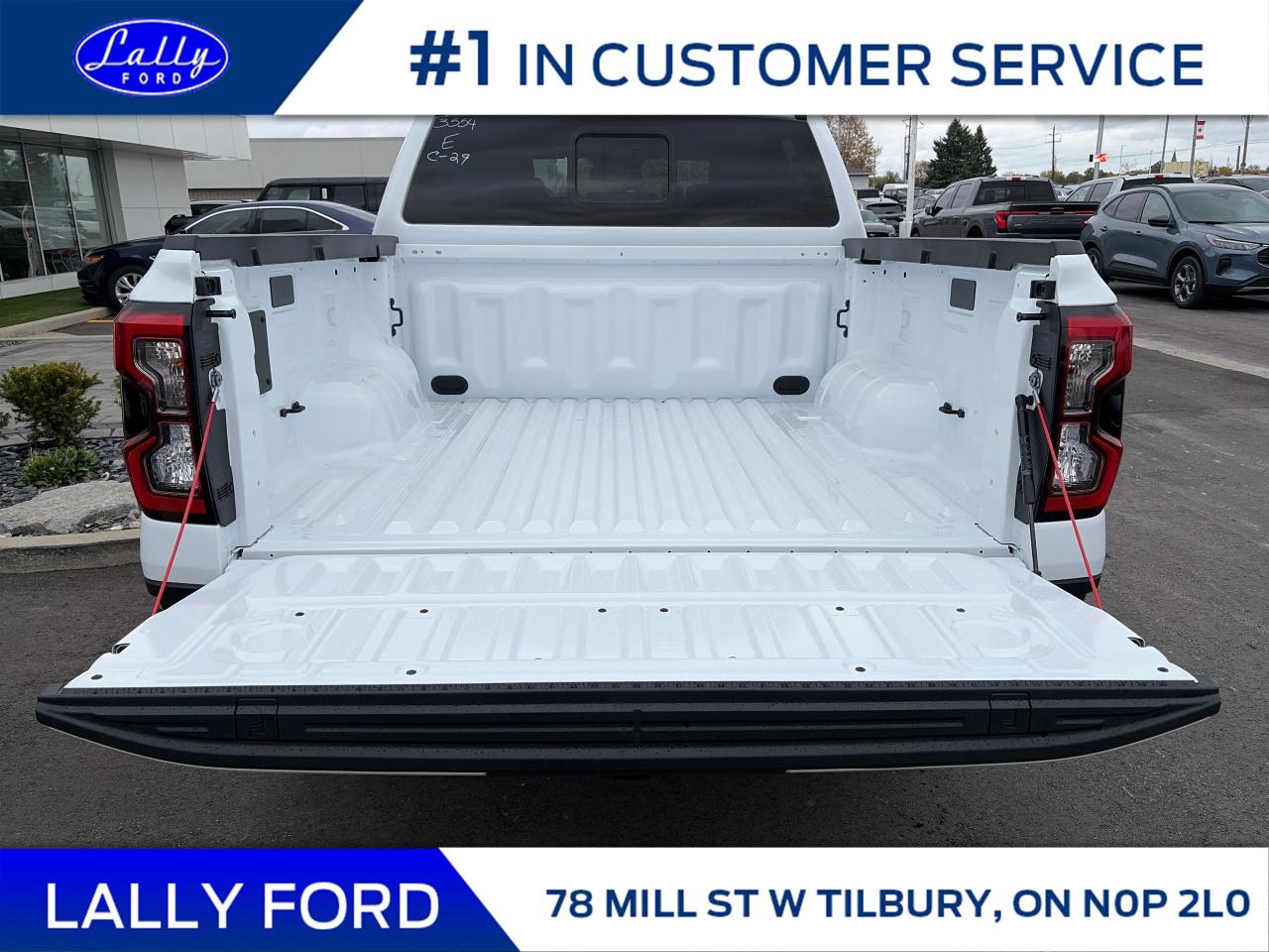 2025 Ford Ranger Lariat Photo4