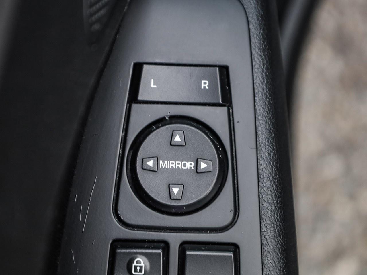 2017 Hyundai Elantra GL Photo