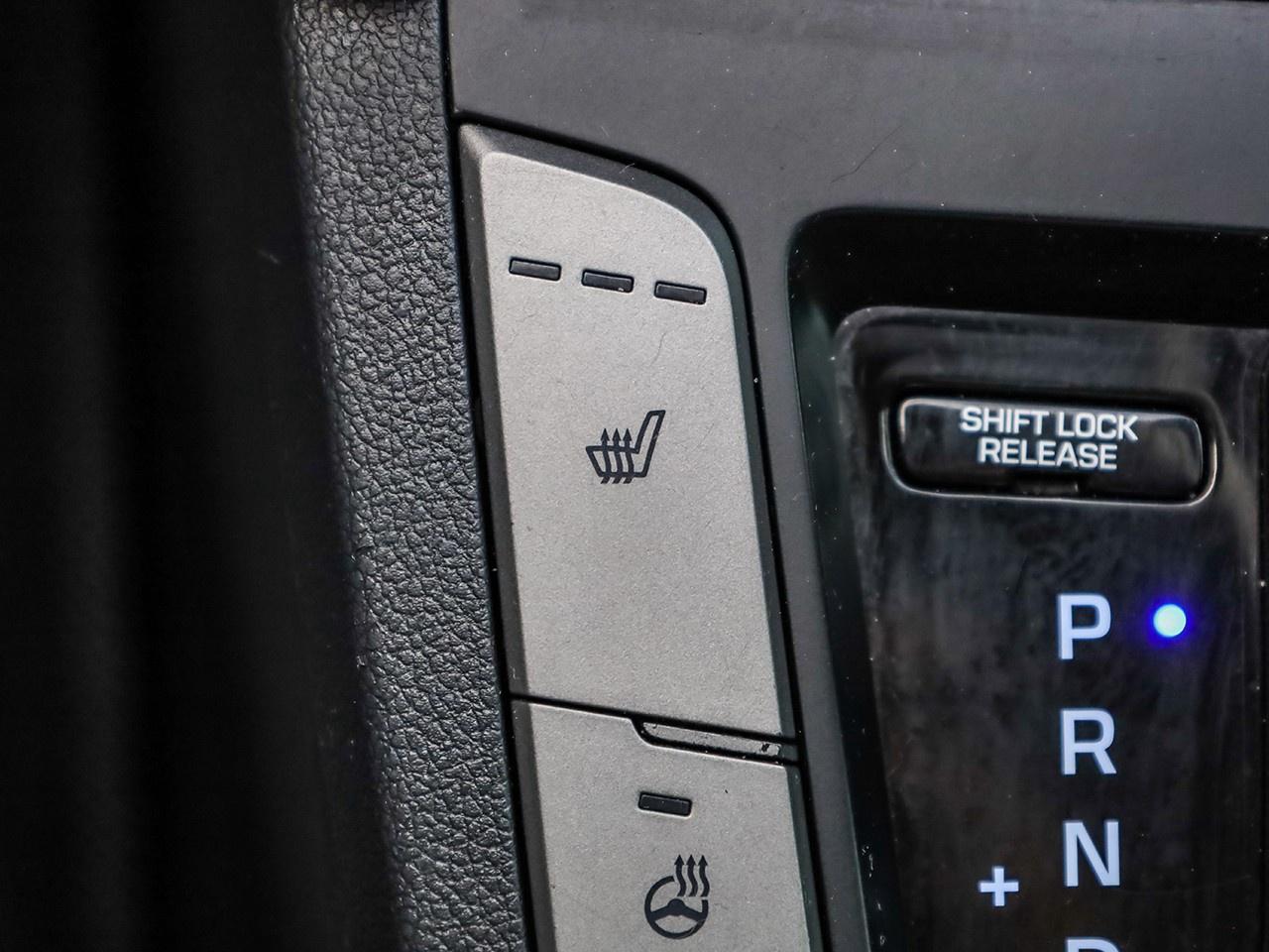 2017 Hyundai Elantra GL Photo