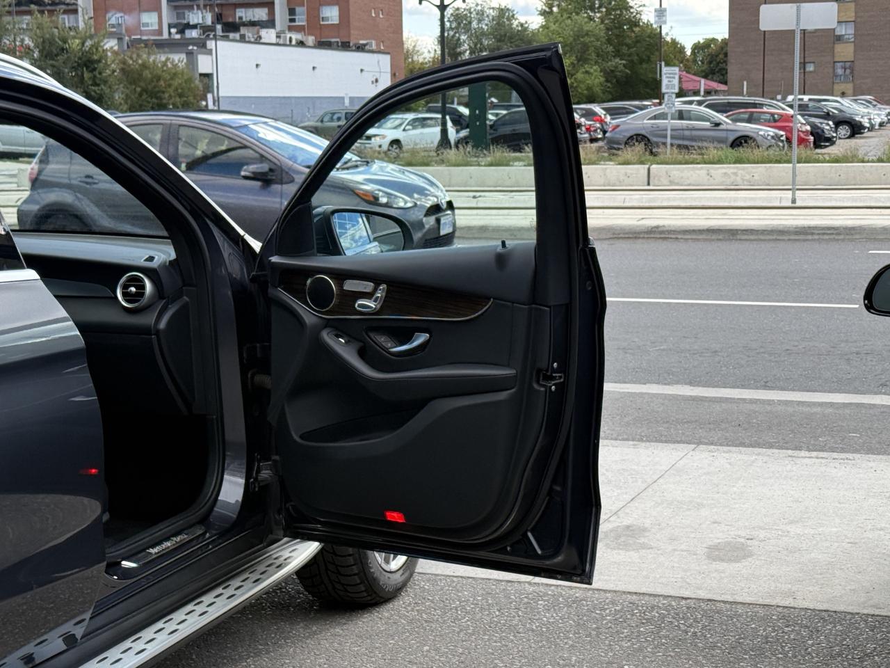 2016 Mercedes-Benz GLC-Class //AMG SPORT | PREMIUM | PANO | LOADED Photo