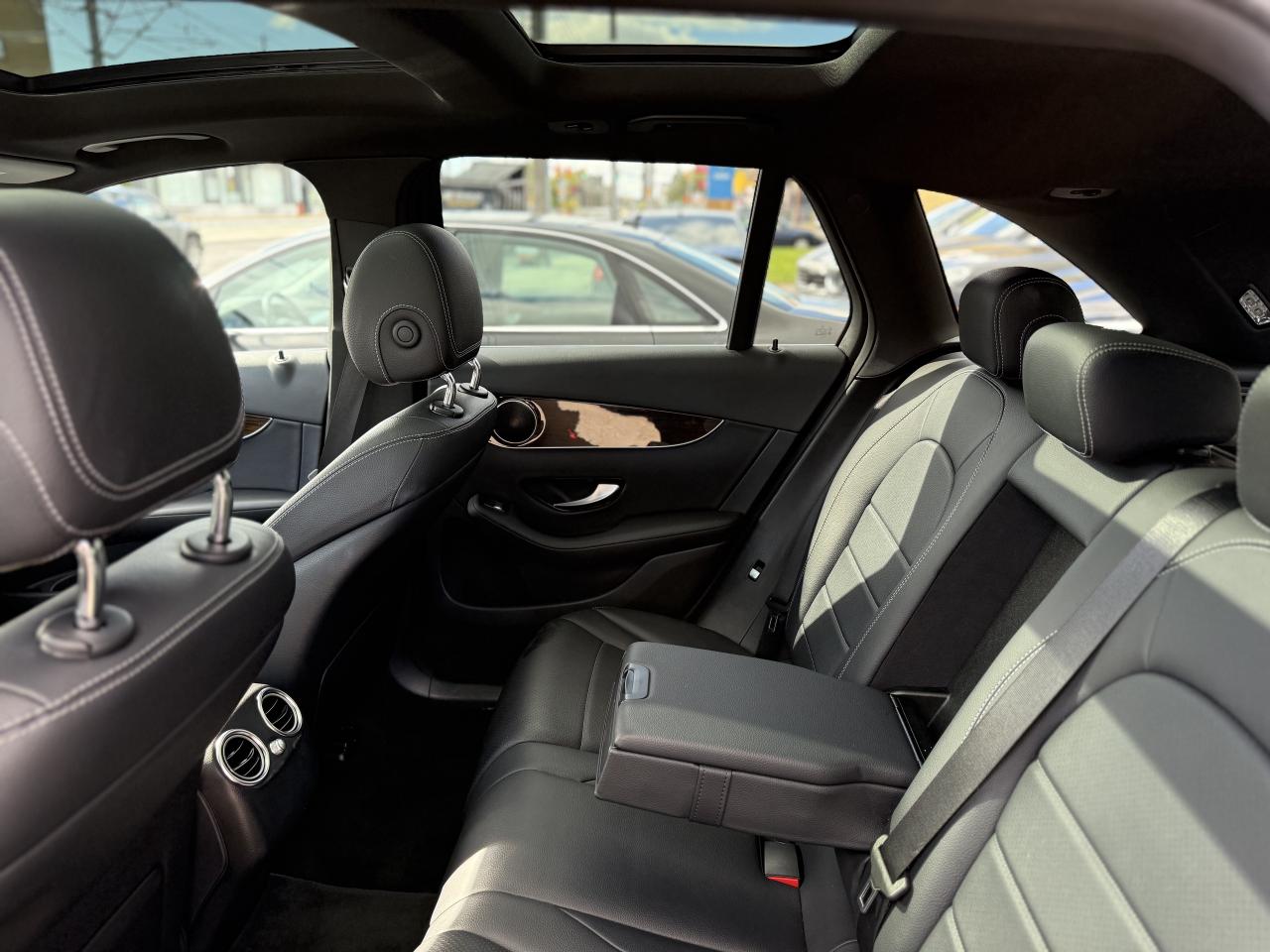 2016 Mercedes-Benz GLC-Class //AMG SPORT | PREMIUM | PANO | LOADED Photo