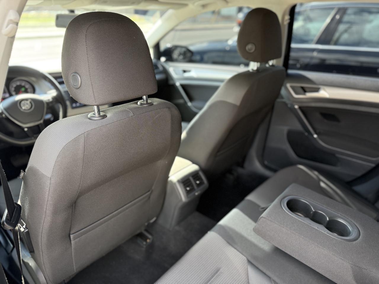 2017 Volkswagen Golf TSI S | APPLE CARPLAY | BACK UP CAMERA | Photo