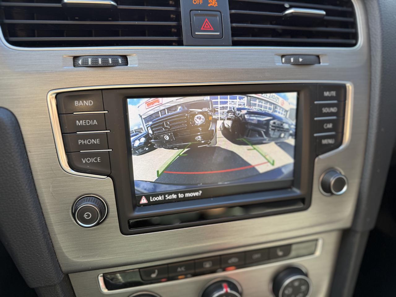 2017 Volkswagen Golf TSI S | APPLE CARPLAY | BACK UP CAMERA | Photo