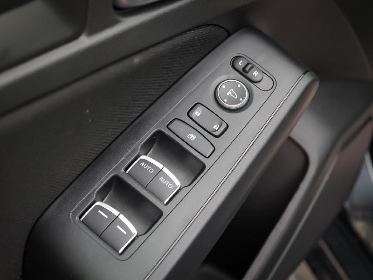 2024 Honda Civic Hatchback Sport  - Sunroof -  Heated Seats Photo