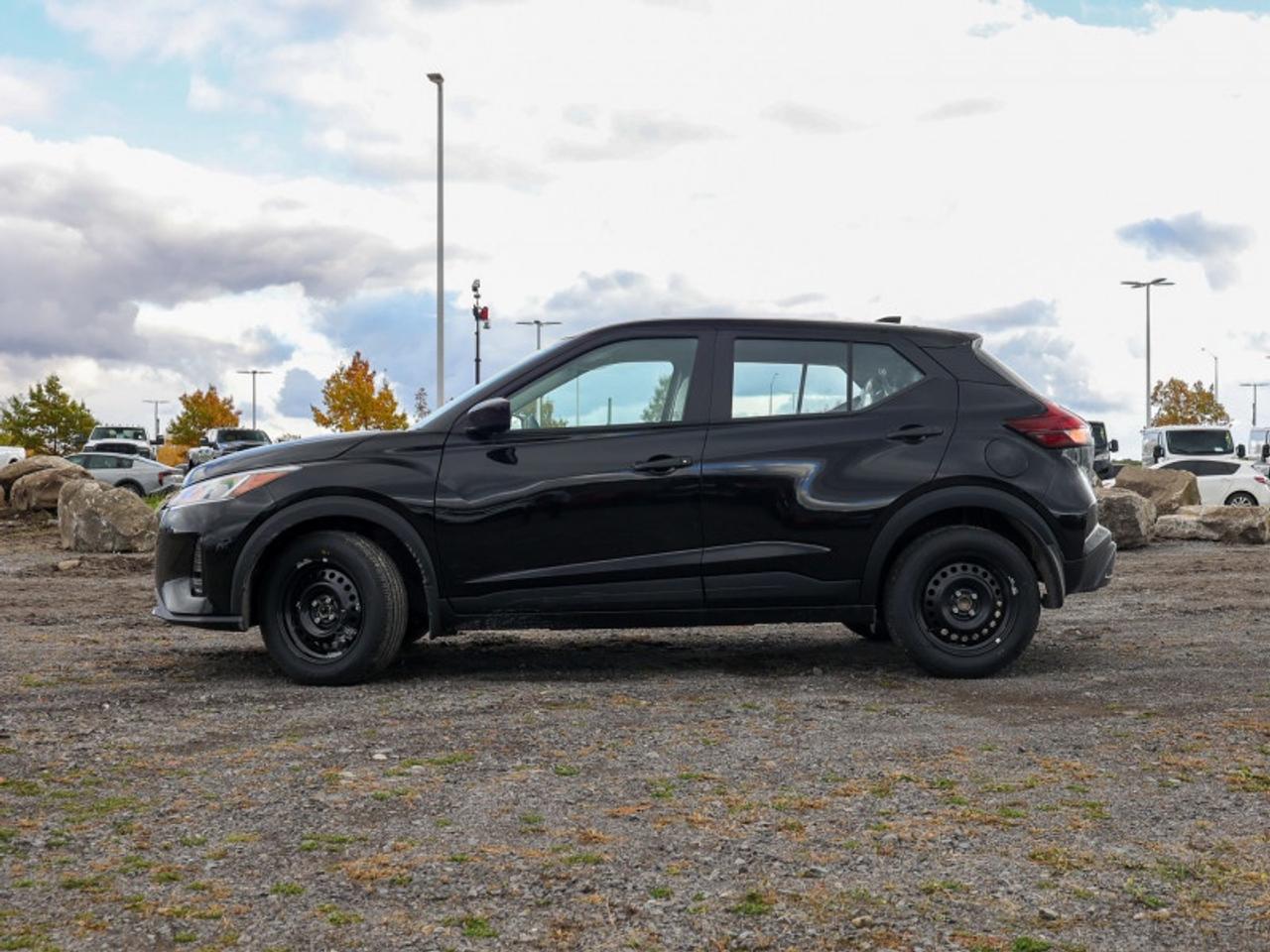 2025 Nissan Kicks Play S  - Apple CarPlay -  Android Auto Photo