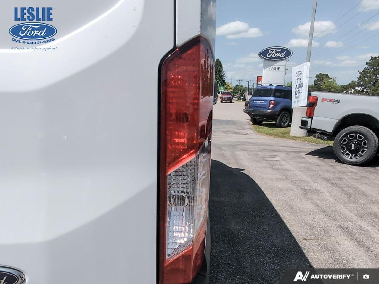 2025 Ford Transit Medium Roof 250 Cargo RWD Photo