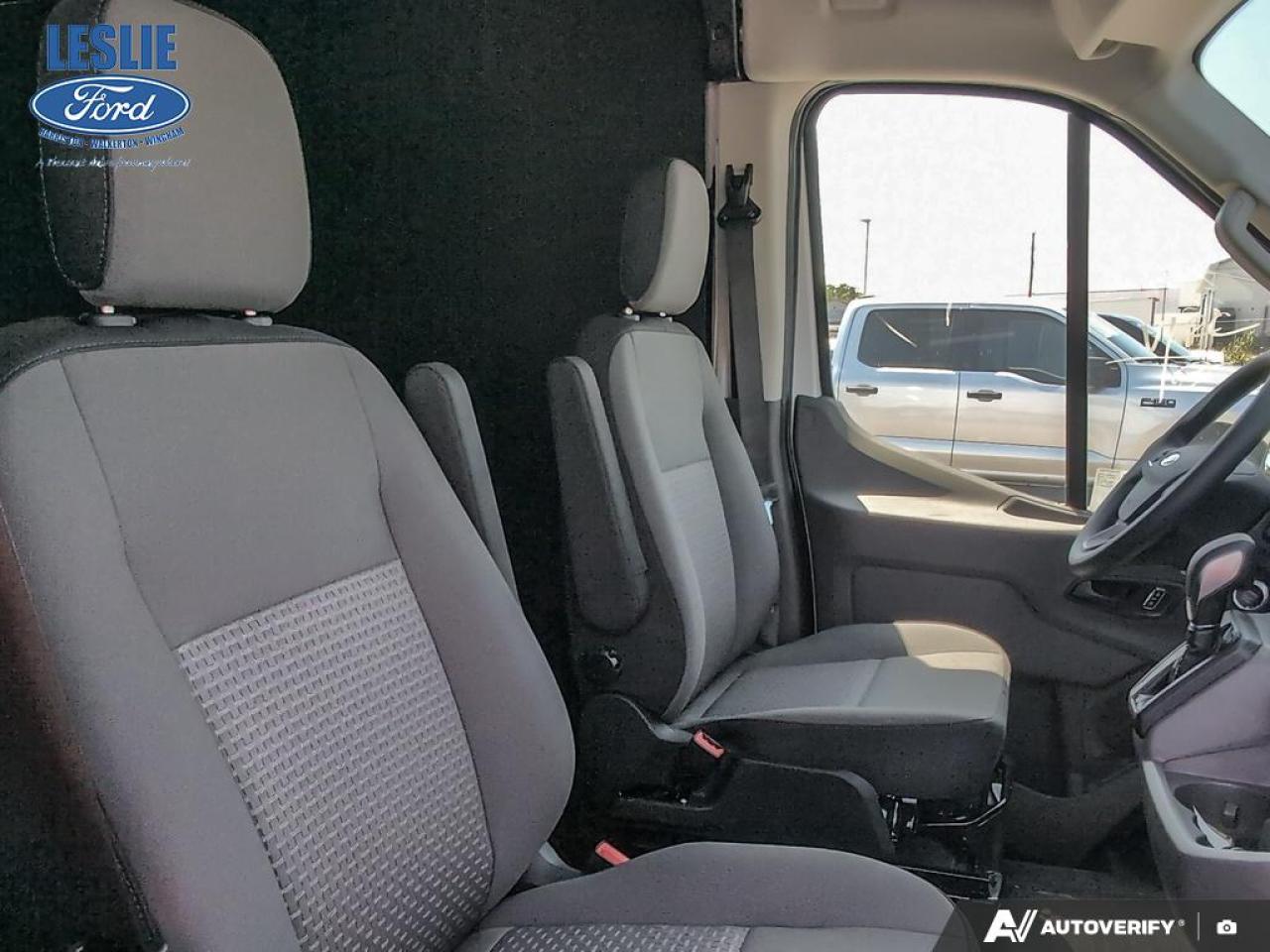2025 Ford Transit Medium Roof 250 Cargo RWD Photo
