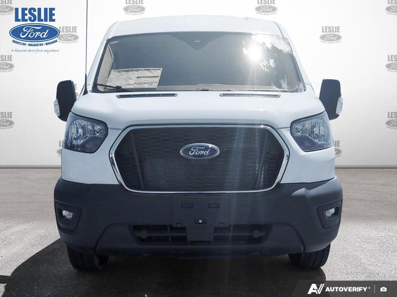 2025 Ford T-250 MR CARGO RWD 101A Photo1