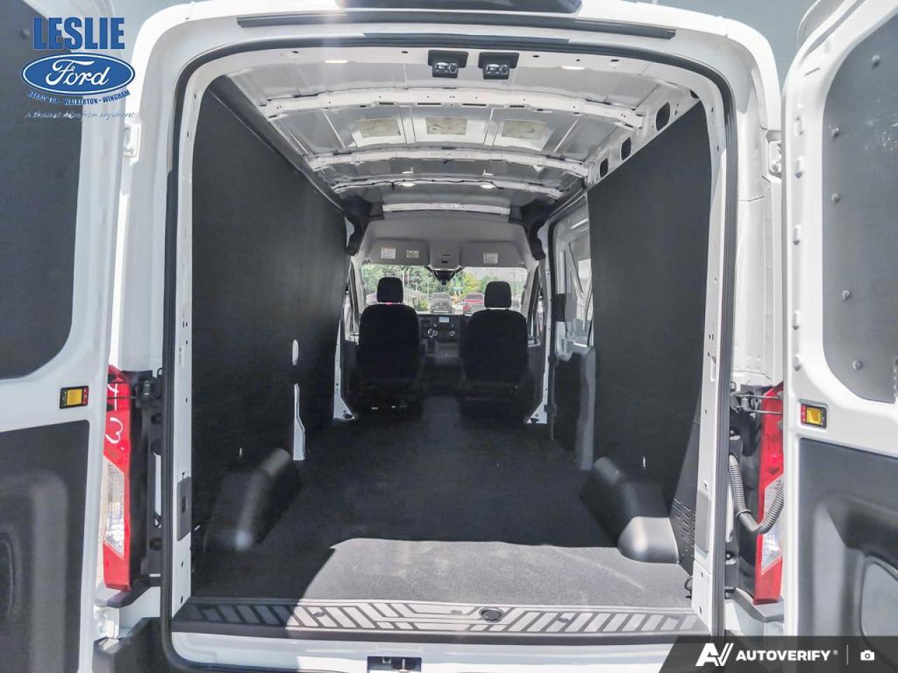 2025 Ford Transit Medium Roof 250 Cargo RWD Photo