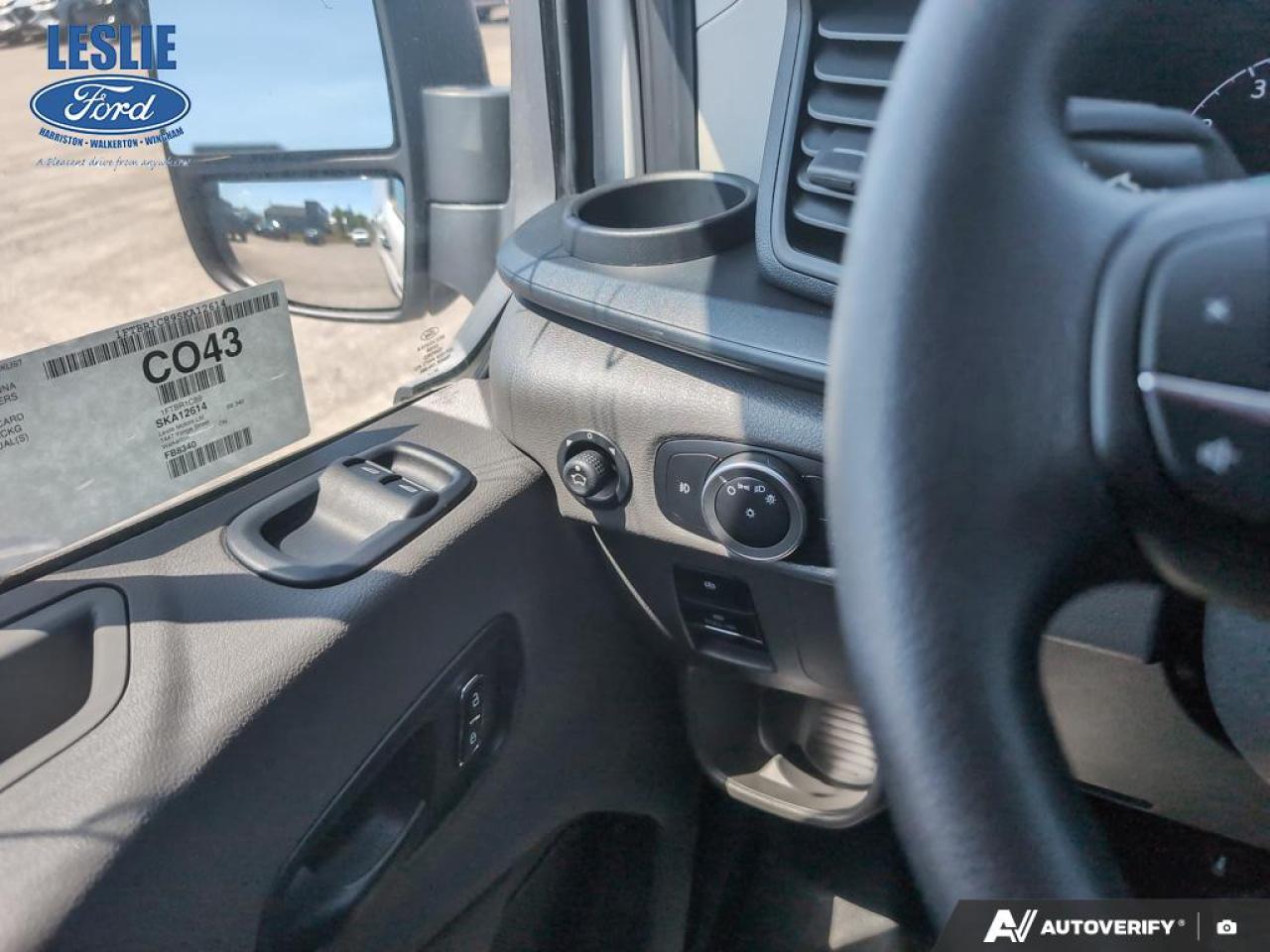 2025 Ford Transit Medium Roof 250 Cargo RWD Photo