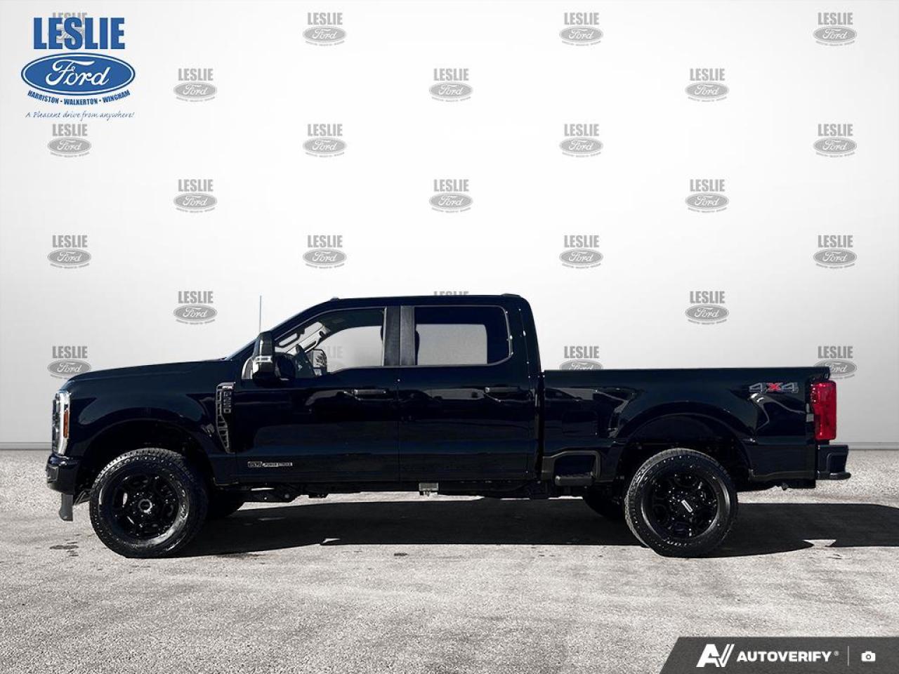 2026 Ford F-250 STX Crew Cab 4x4 Photo2