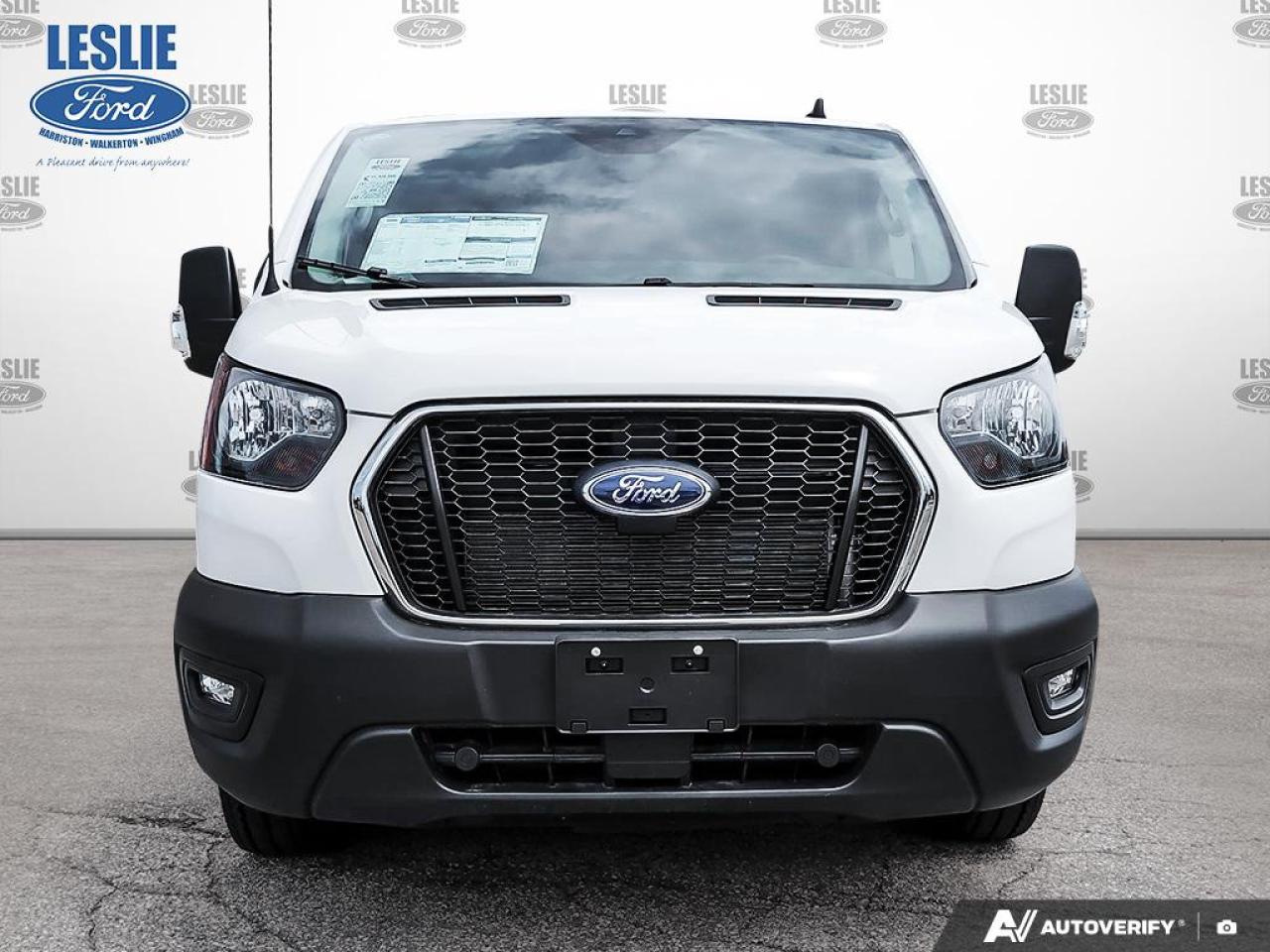 2024 Ford Transit Regular Roof 250 Cargo RWD Photo