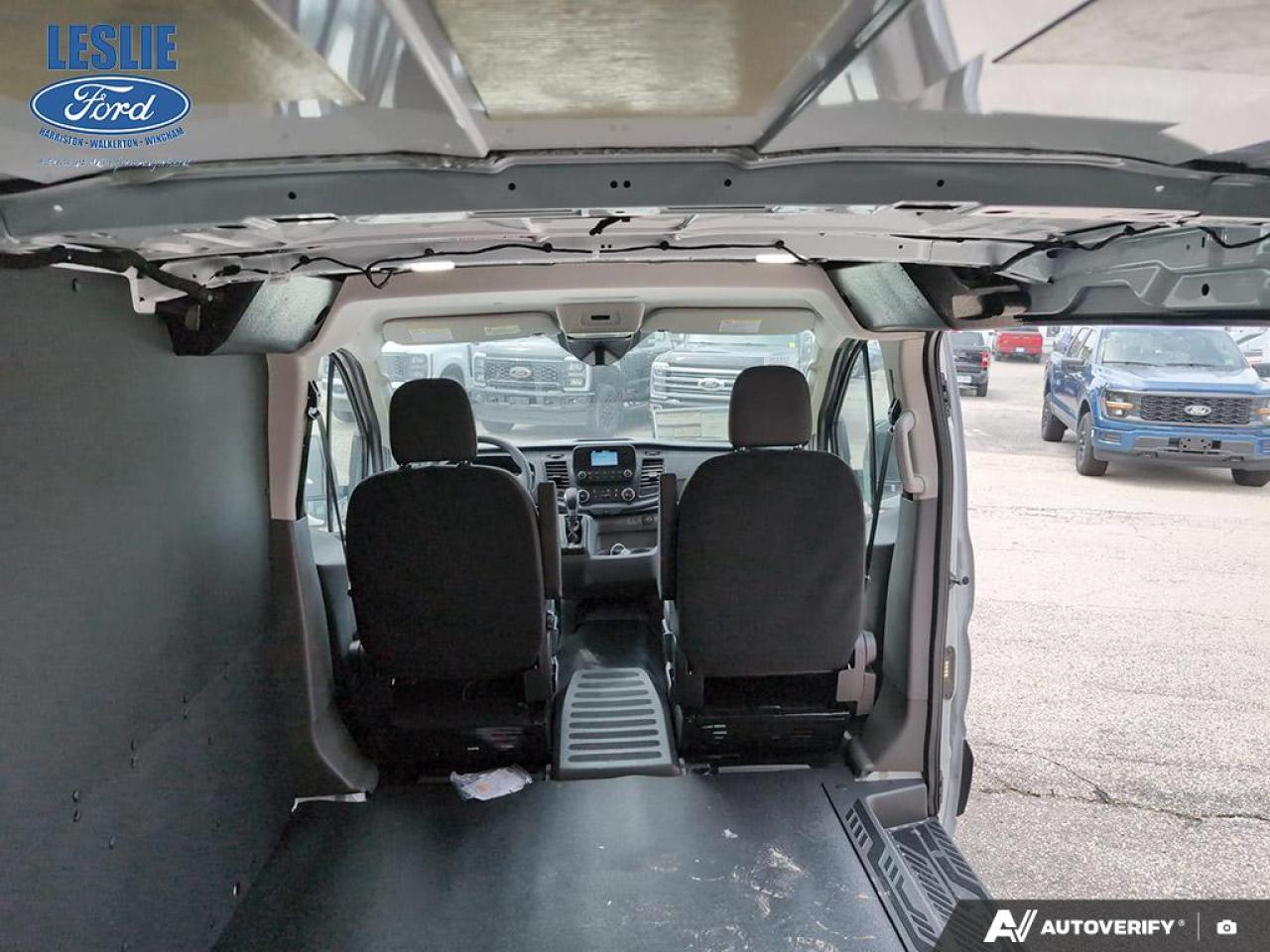 2024 Ford Transit Regular Roof 250 Cargo RWD Photo