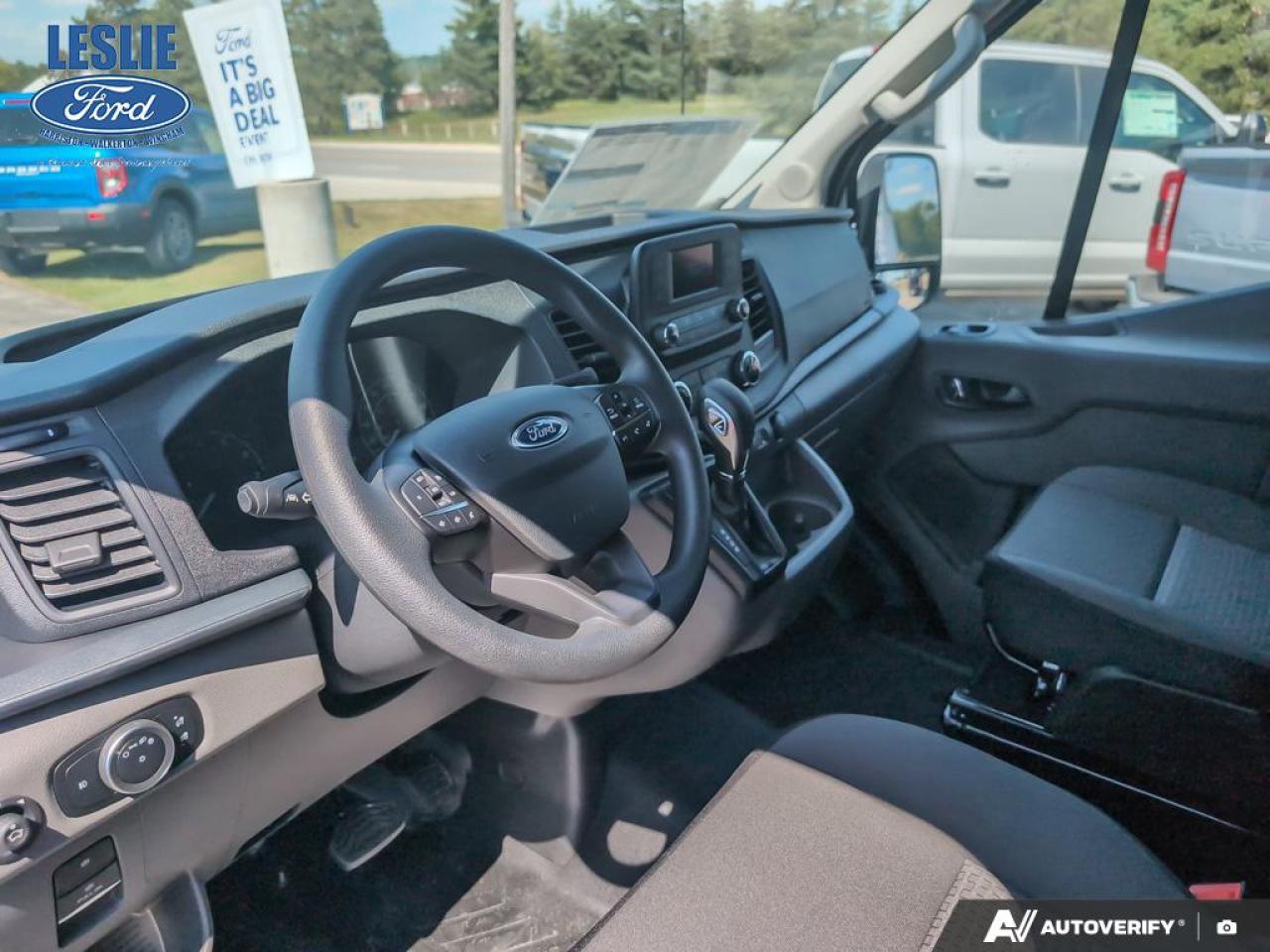 2025 Ford Transit Medium Roof 250 Cargo RWD Photo