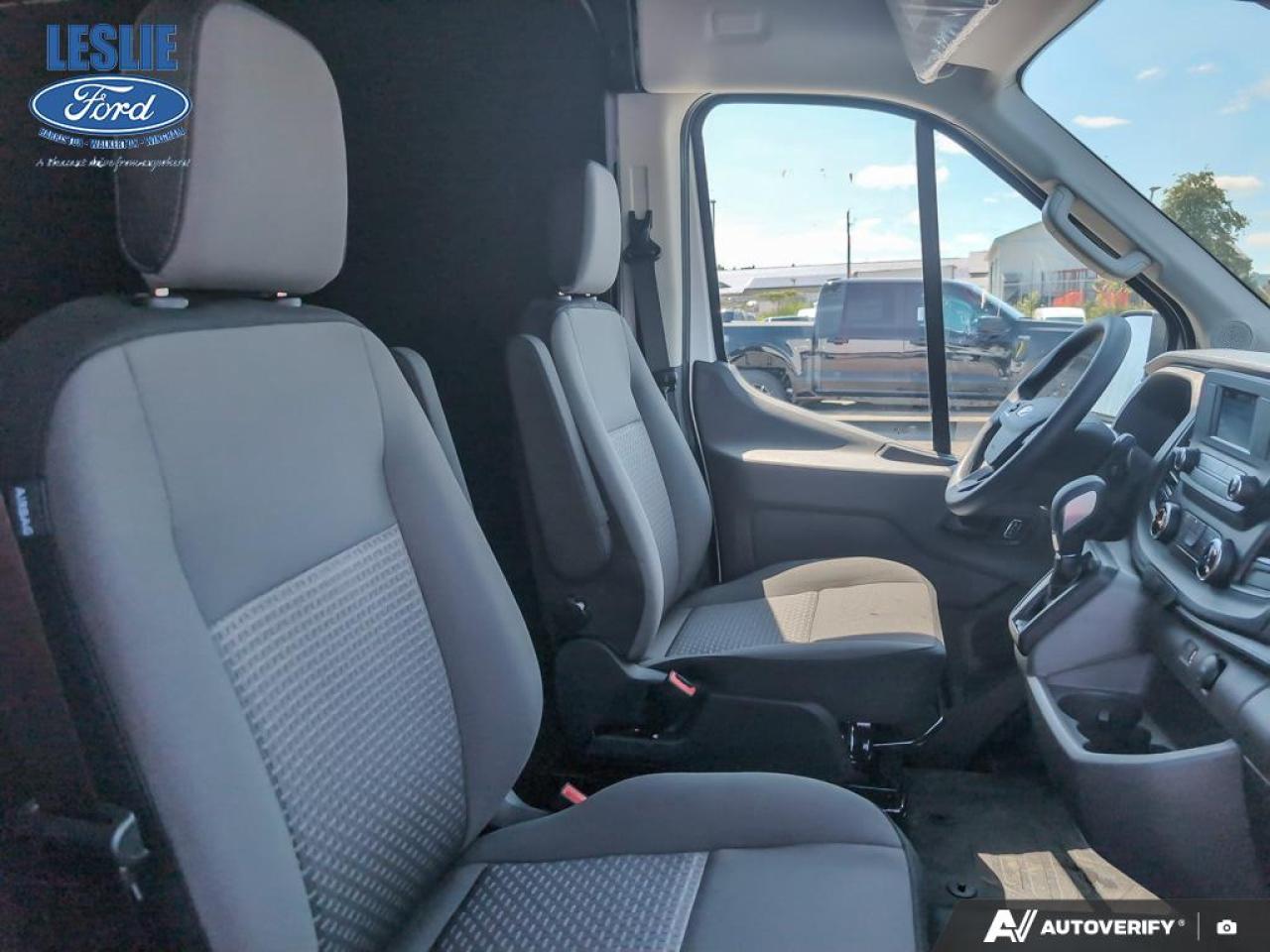 2025 Ford Transit Medium Roof 250 Cargo RWD Photo