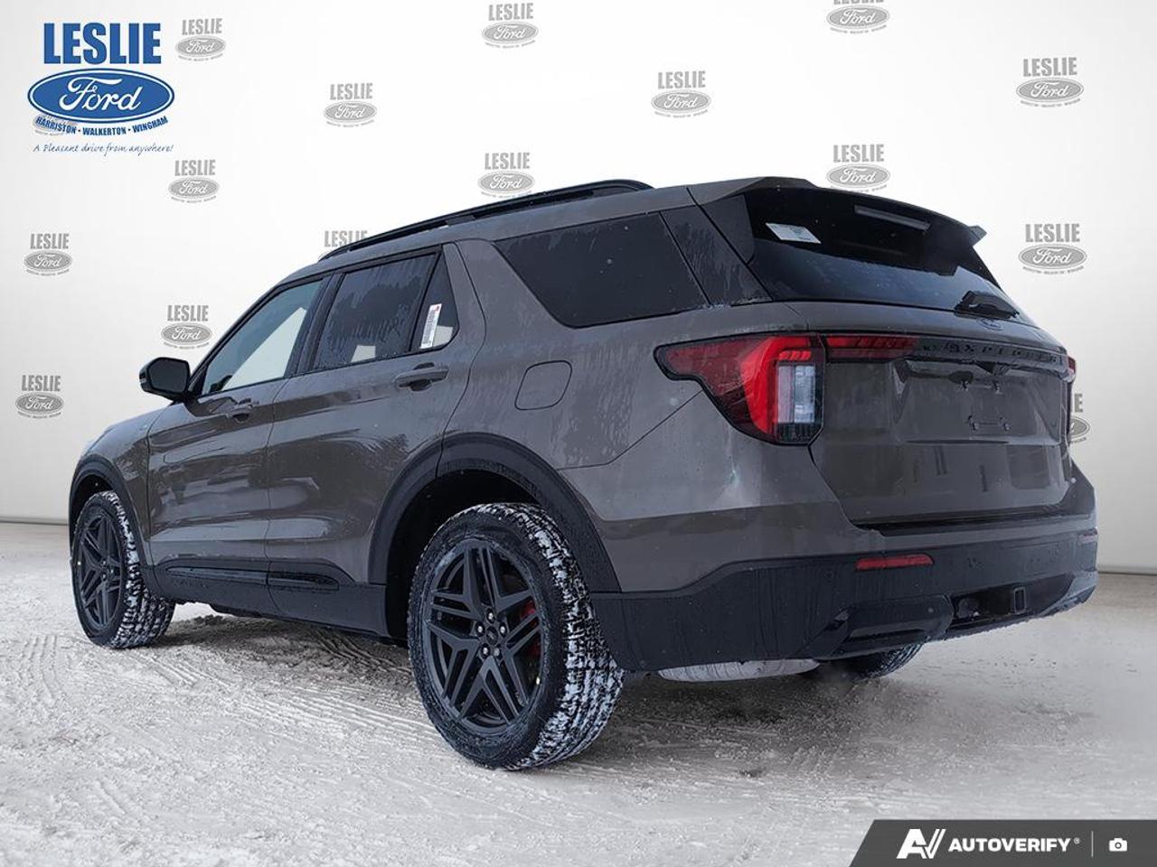 2026 Ford Explorer ST-Line 4WD Photo