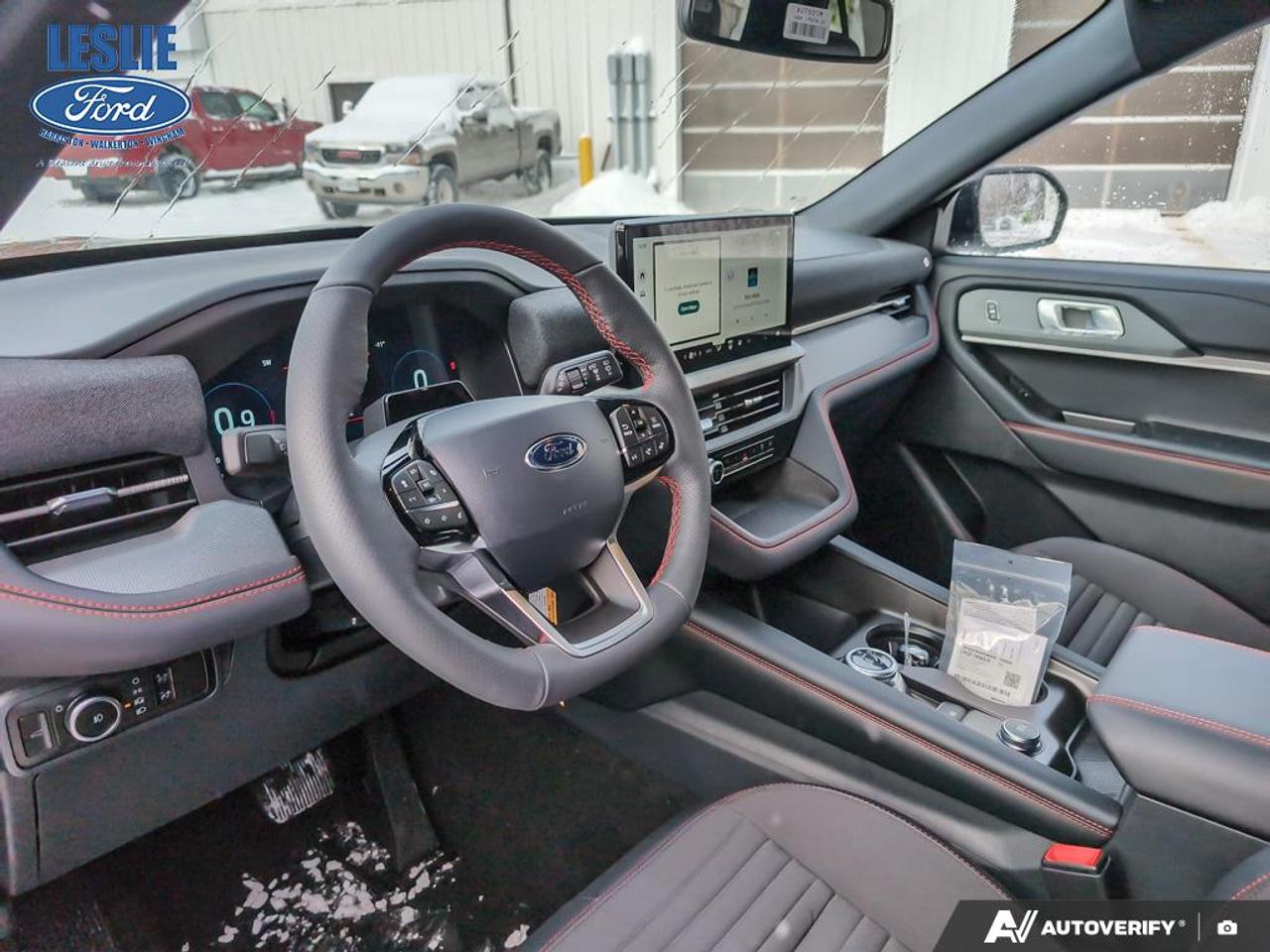 2026 Ford Explorer ST-Line 4WD Photo