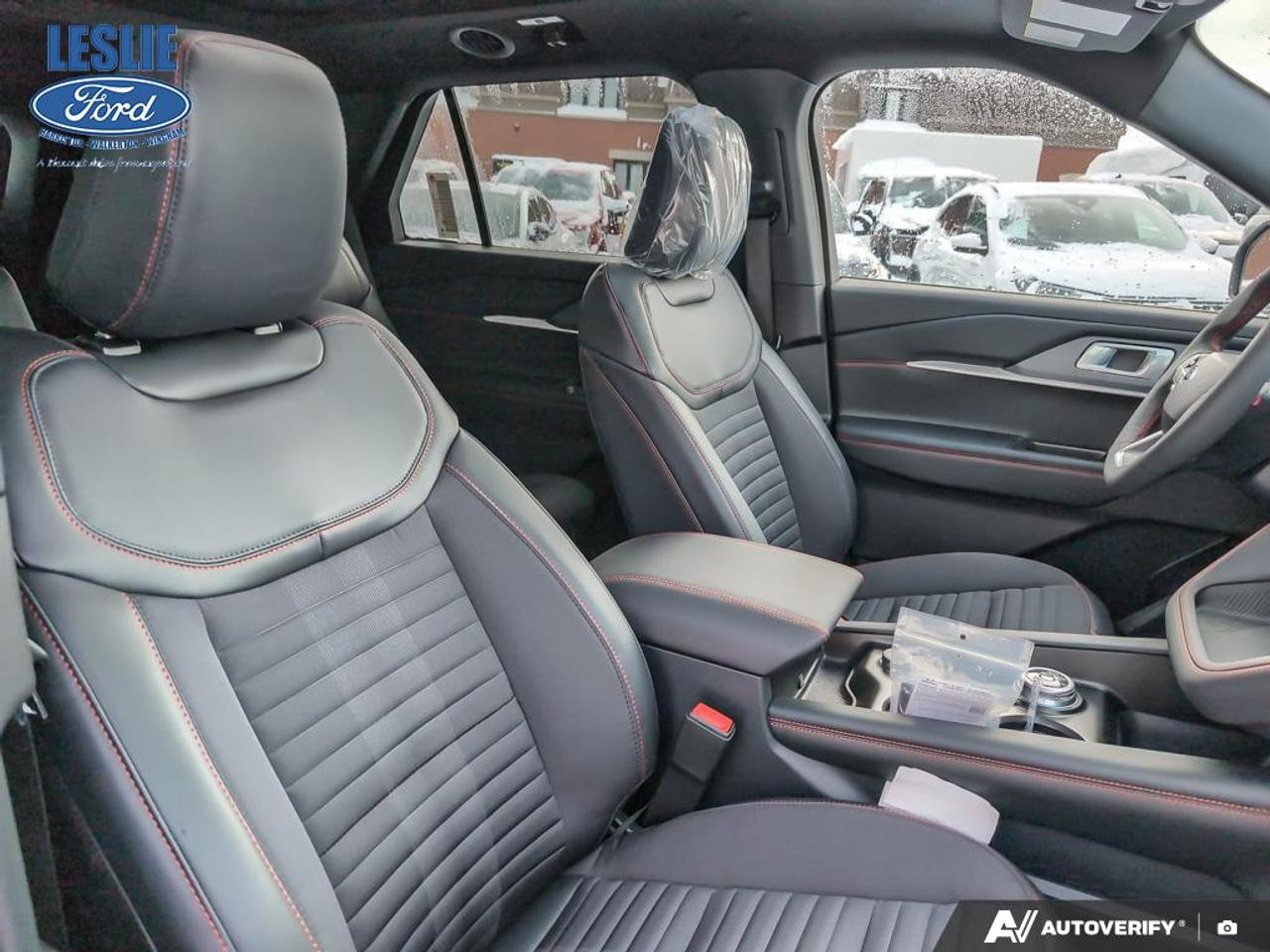 2026 Ford Explorer ST-Line 4WD Photo