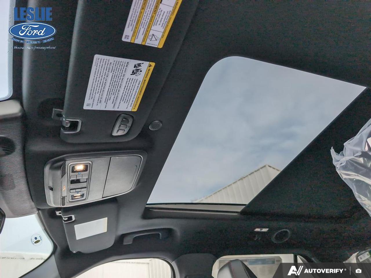 2026 Ford Explorer ST-Line 4WD Photo