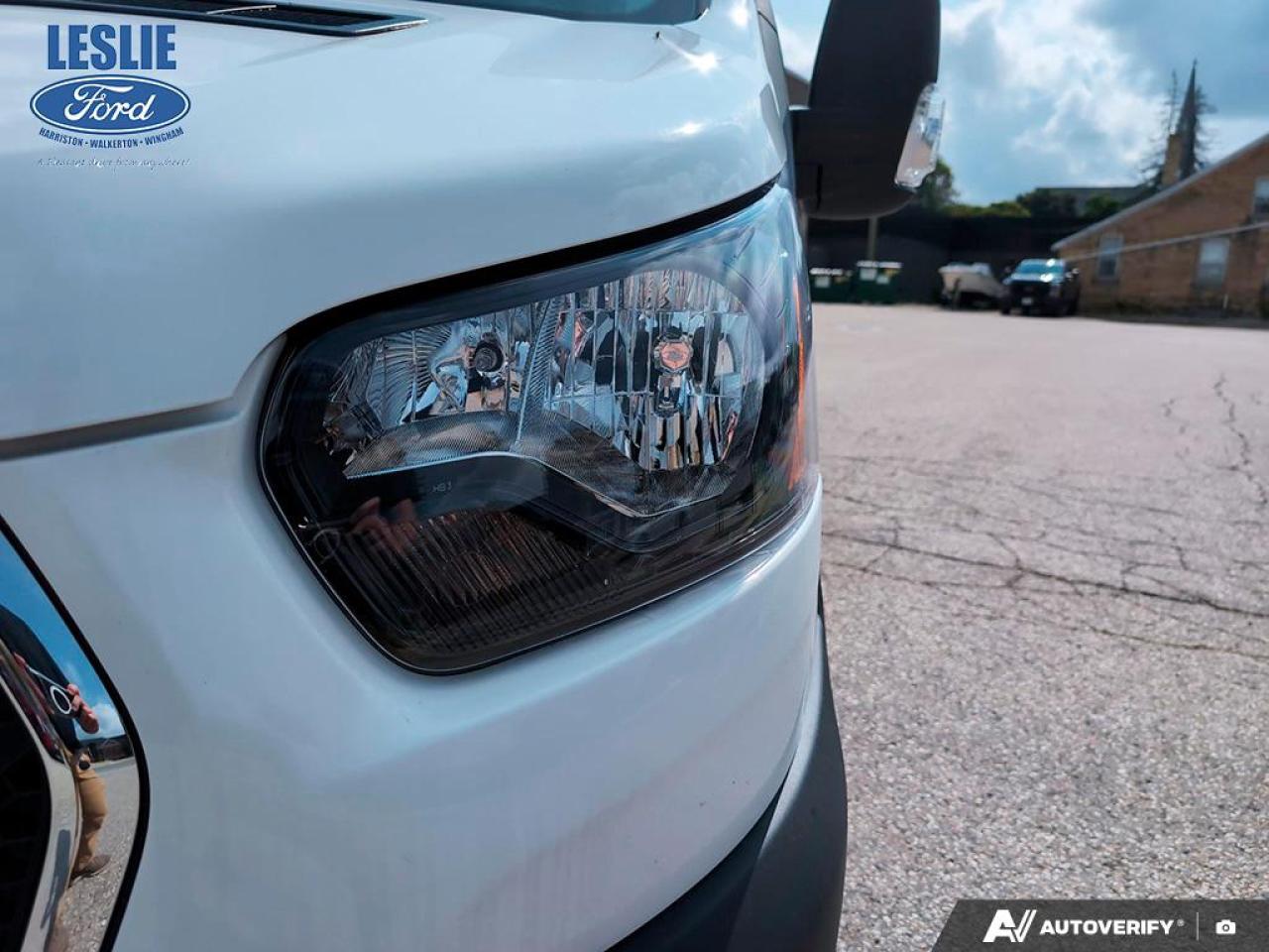 2025 Ford Transit Medium Roof 250 Cargo RWD Photo