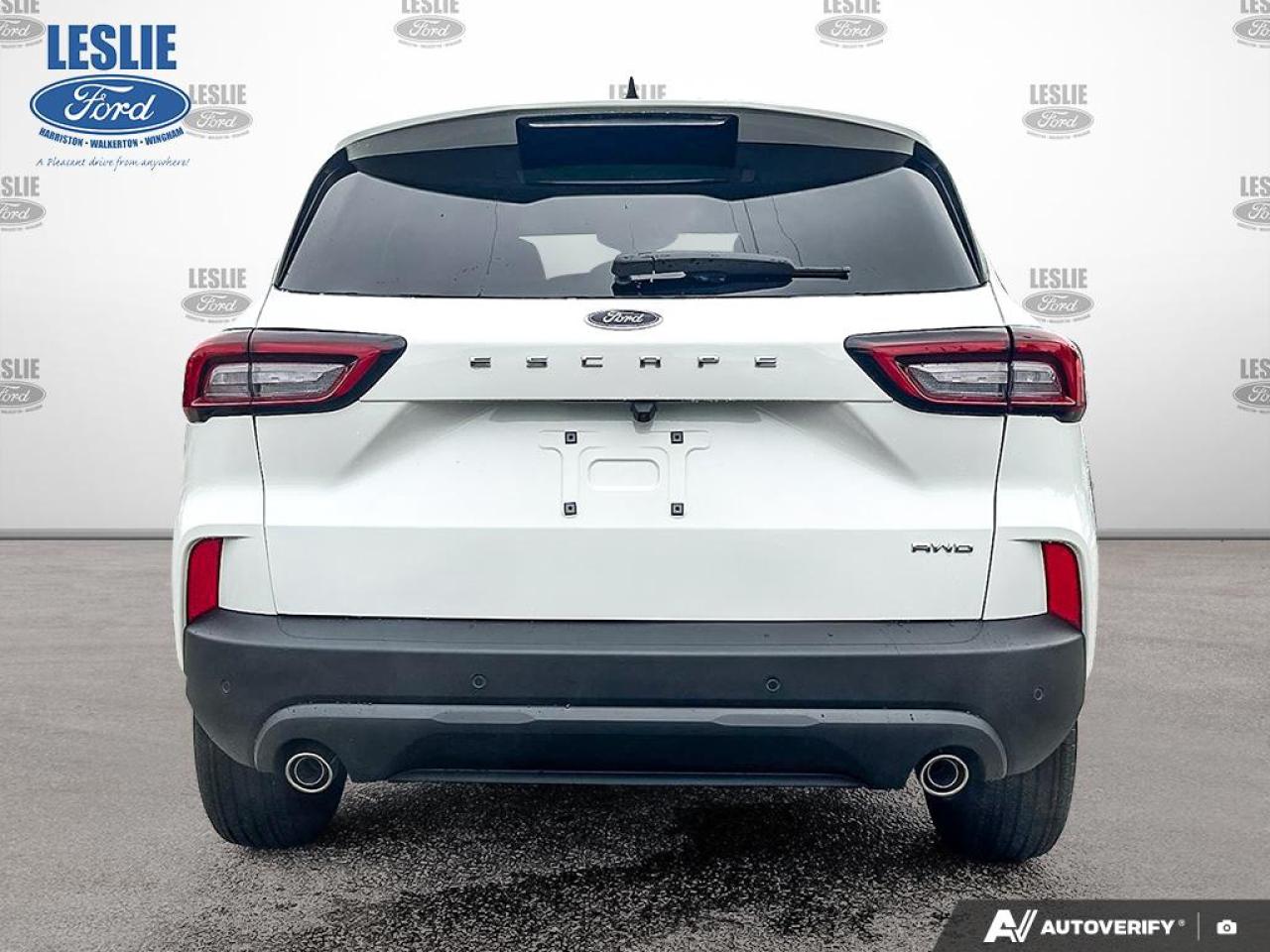 2025 Ford Escape ST-Line AWD Photo4