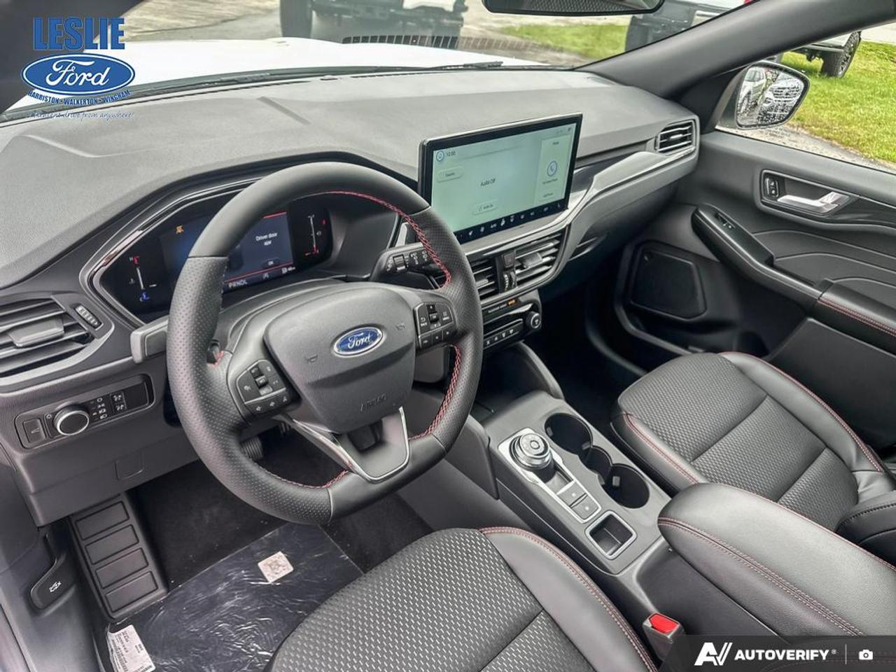 2025 Ford Escape ST-Line AWD Photo
