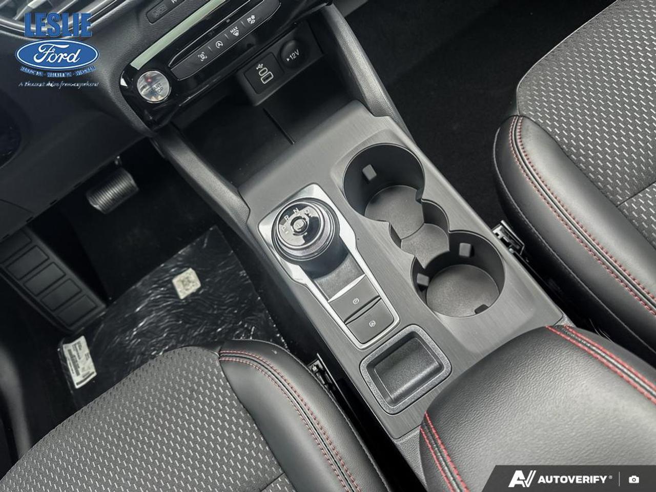 2025 Ford Escape ST-Line AWD Photo