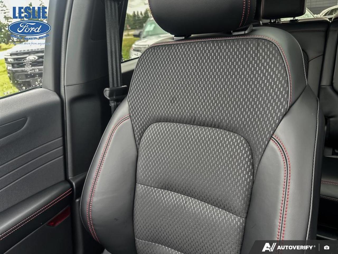 2025 Ford Escape ST-Line AWD Photo